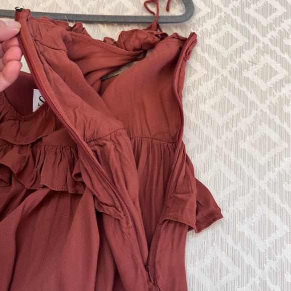 SWF Hannah Maxi Dress Ruffled in Indian Red Rust Color Size Large Rayon - Picture 6 of 8